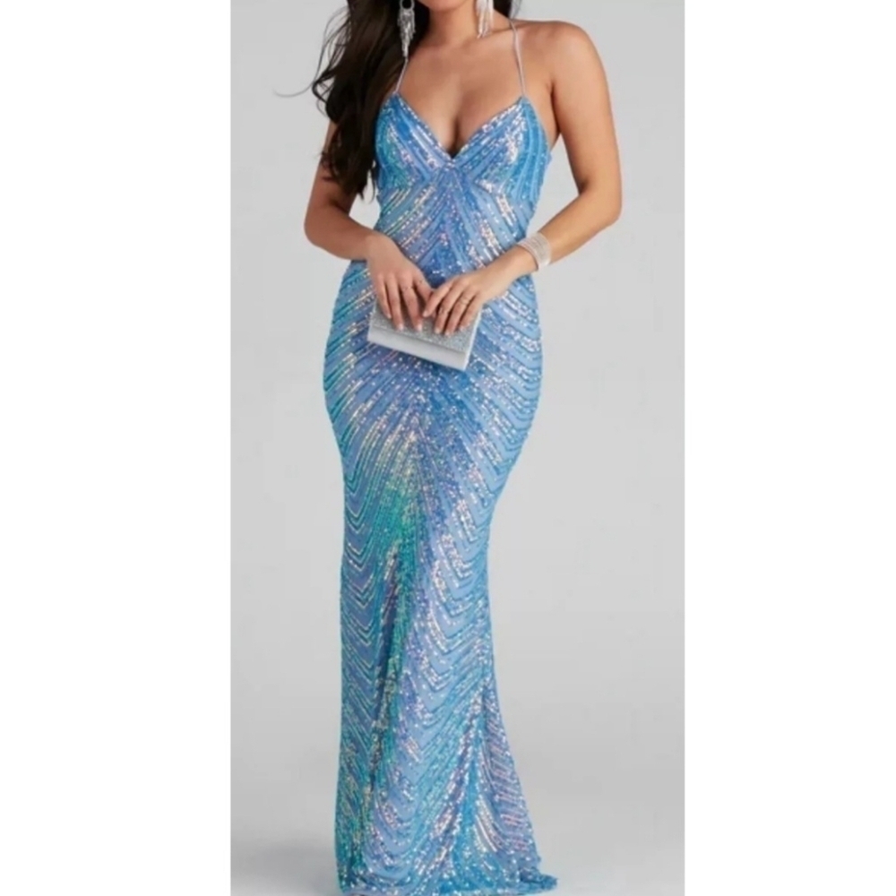 B Darlin Juniors Sequin Gown Size 17/18